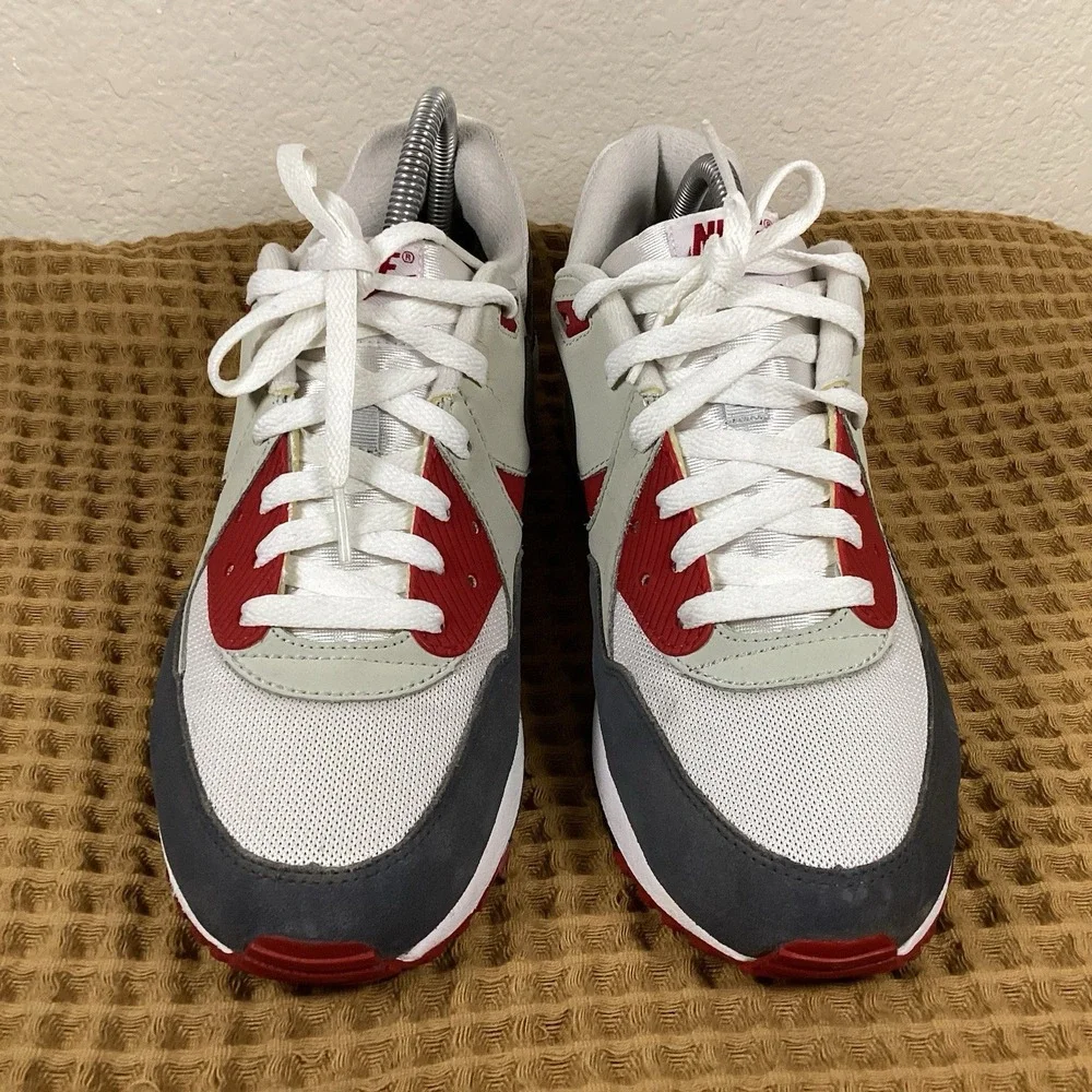 RARE Nike Air Max Light Essential 'Ash Red' 2014 Mens Sz 9.5 Gray Red 631722-105